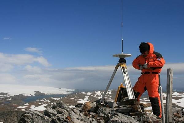 衛(wèi)星導(dǎo)航測(cè)繪 衛(wèi)星導(dǎo)航測(cè)繪