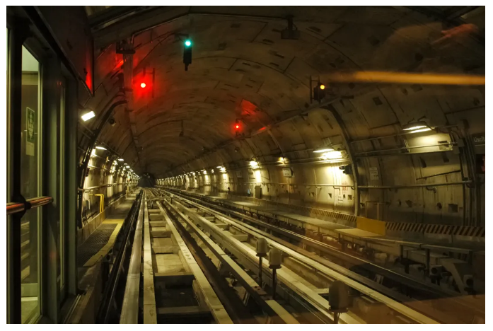 地鐵的安全運行,由中緯ZDL700來守護